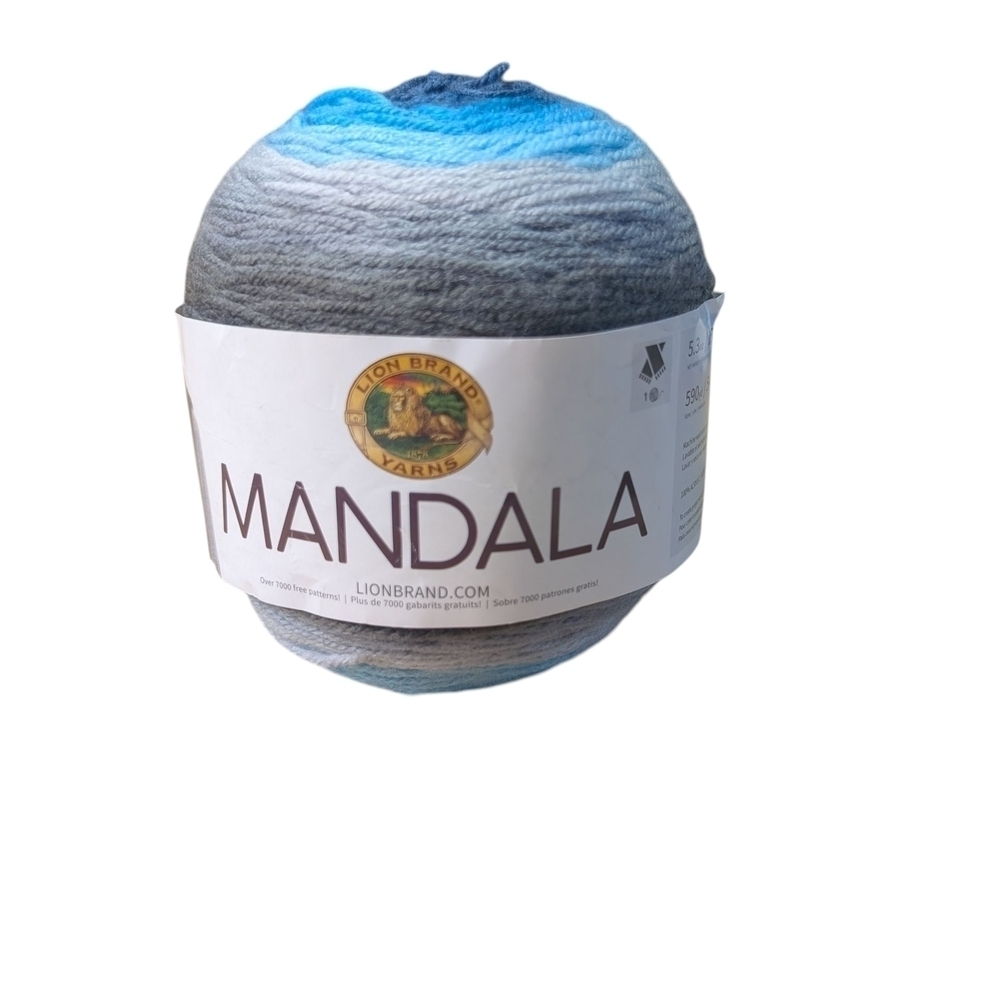 Lion Brand Mandala Blue Shades Ombre Spirit Skein 590yds 5.3 oz New Rare Pattern